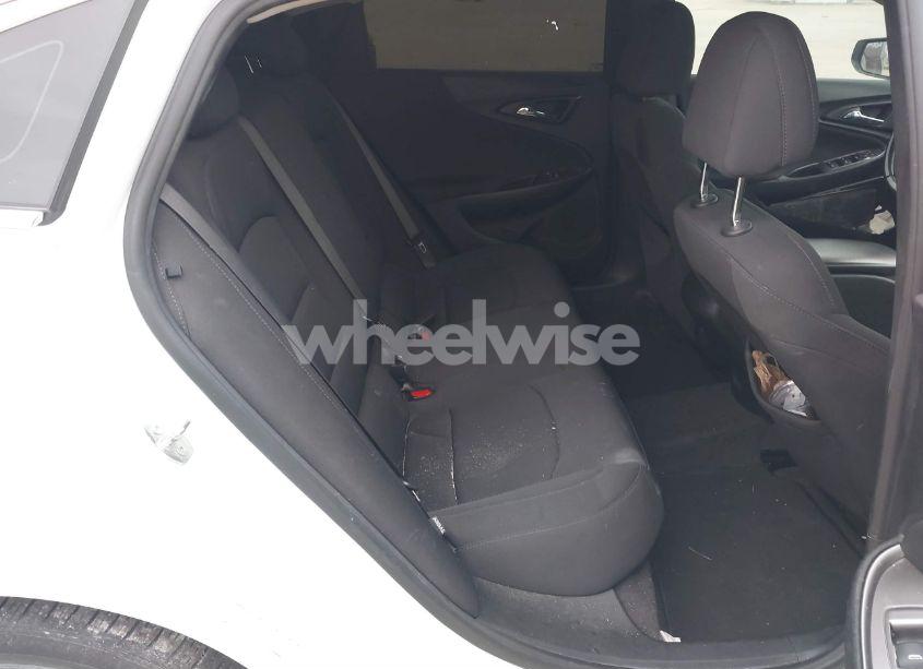 Photo 8 of 2021 Chevrolet Malibu FWD RS (VIN 1G1ZG5ST1MF039263)