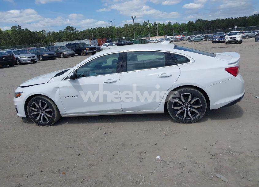 Photo 14 of 2021 Chevrolet Malibu FWD RS (VIN 1G1ZG5ST1MF085692)