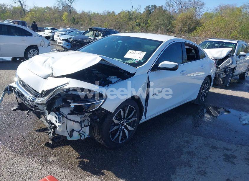 Photo 2 of 2023 Chevrolet Malibu RS (VIN 1G1ZG5ST1PF251147)
