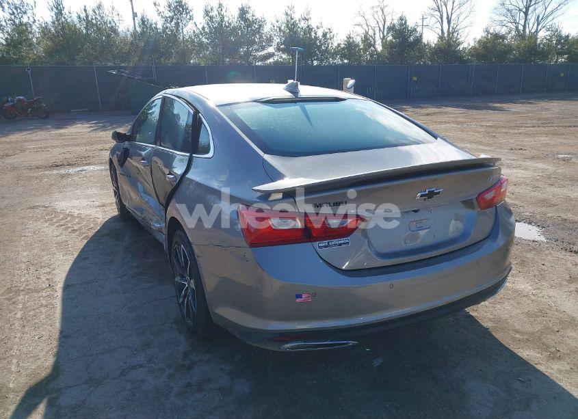 Photo 3 of 2024 Chevrolet Malibu FWD RS (VIN 1G1ZG5ST1RF176212)