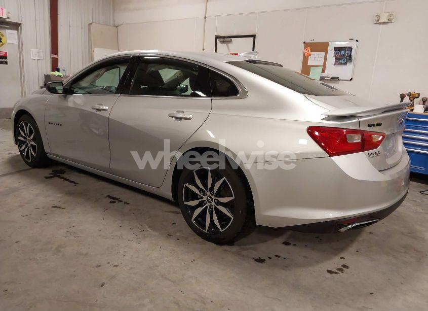 Photo 3 of 2020 Chevrolet Malibu FWD RS (VIN 1G1ZG5ST2LF049993)