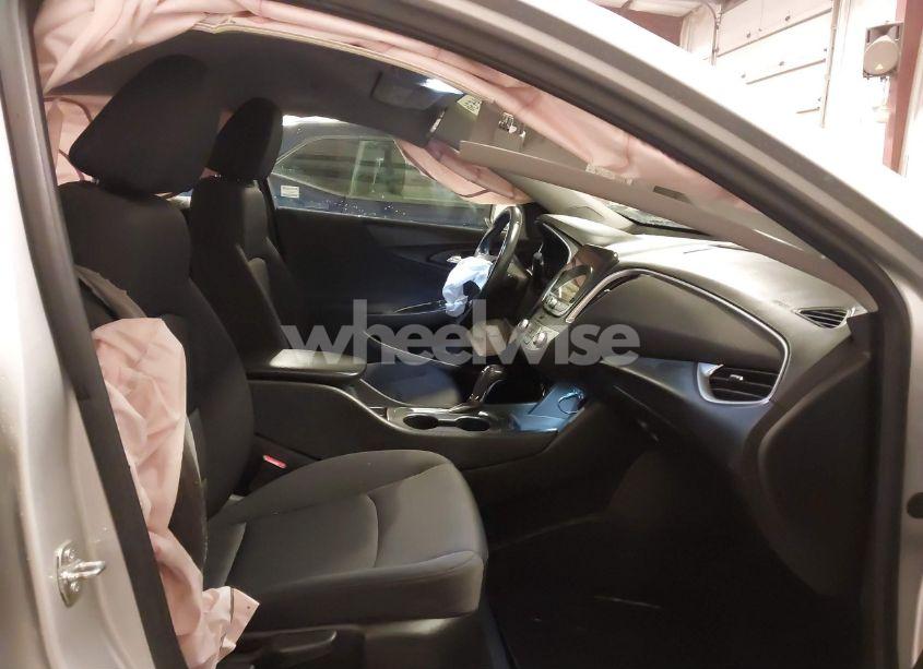 Photo 5 of 2020 Chevrolet Malibu FWD RS (VIN 1G1ZG5ST2LF049993)