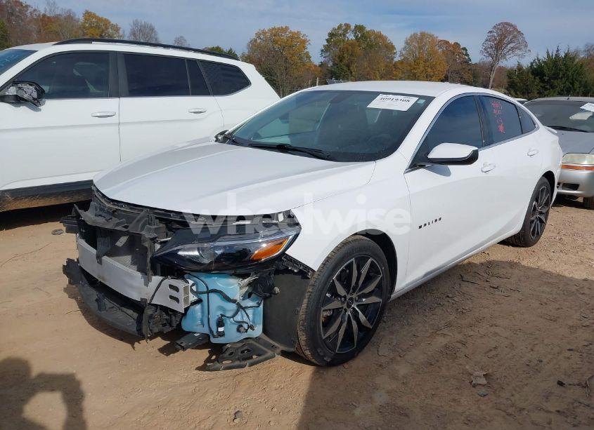 Photo 2 of 2020 Chevrolet Malibu FWD RS (VIN 1G1ZG5ST2LF083206)