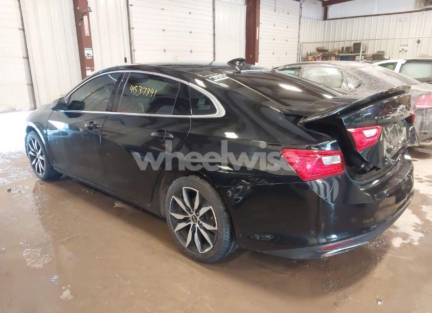 Photo 3 of 2020 Chevrolet Malibu FWD RS (VIN 1G1ZG5ST2LF096750)