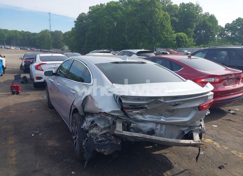 Photo 3 of 2020 Chevrolet Malibu FWD RS (VIN 1G1ZG5ST2LF146353)