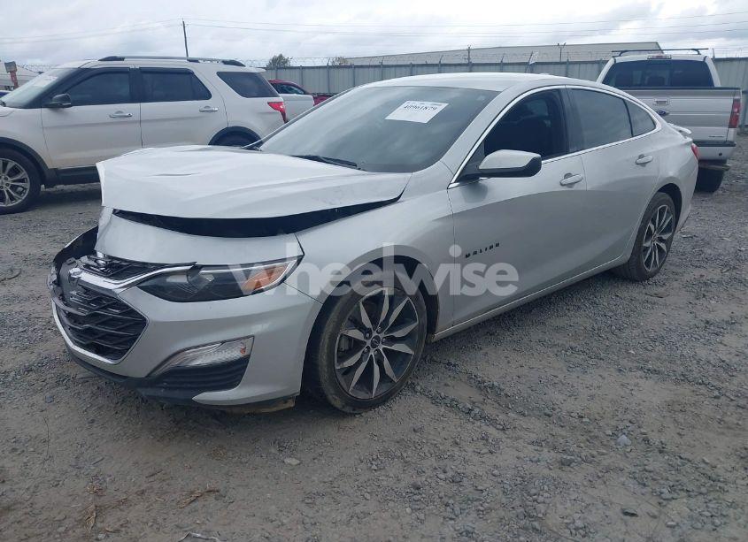 Photo 2 of 2020 Chevrolet Malibu FWD RS (VIN 1G1ZG5ST2LF148023)