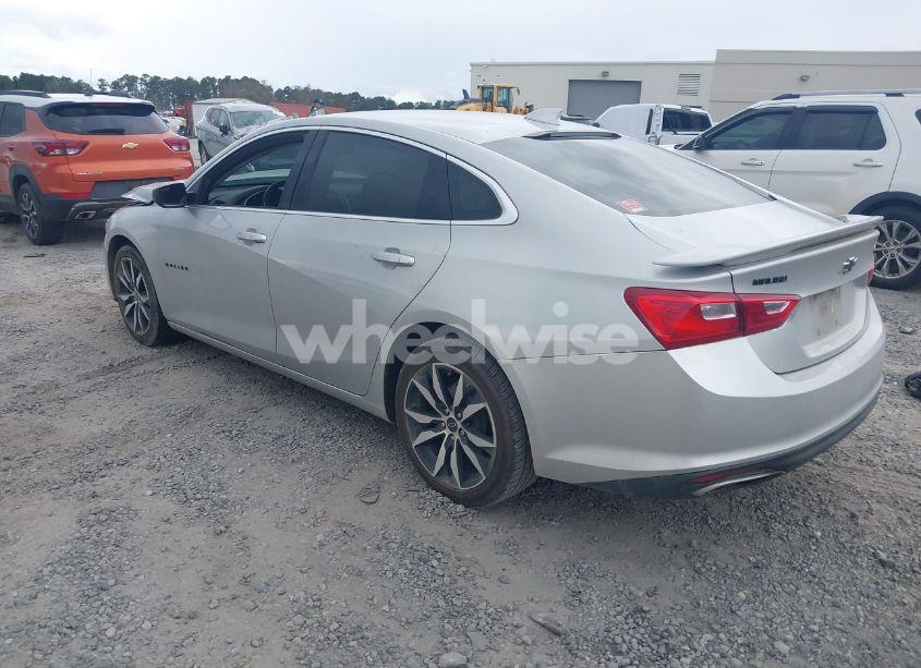 Photo 3 of 2020 Chevrolet Malibu FWD RS (VIN 1G1ZG5ST2LF148023)