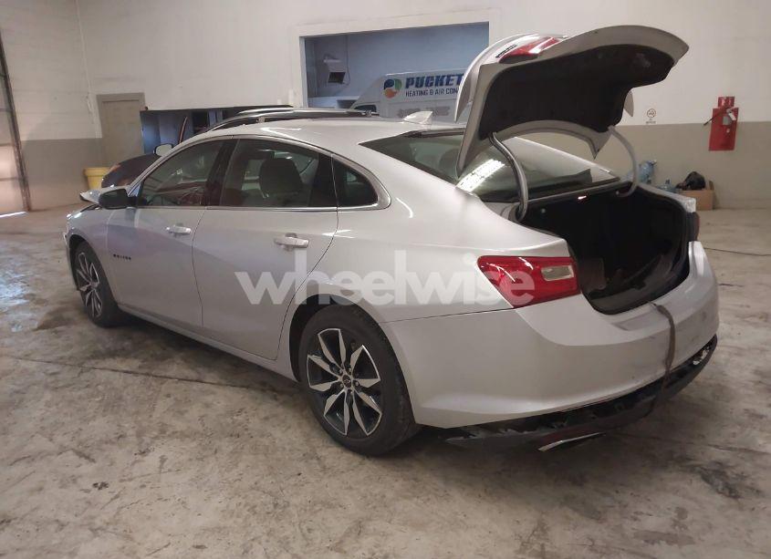 Photo 3 of 2020 Chevrolet Malibu FWD RS (VIN 1G1ZG5ST2LF156039)