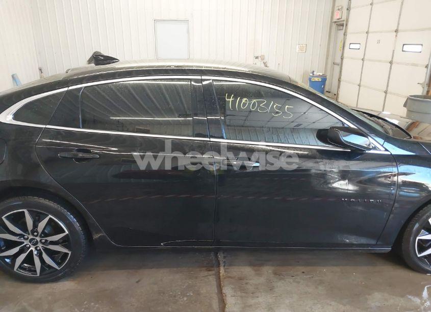 Photo 13 of 2021 Chevrolet Malibu FWD RS (VIN 1G1ZG5ST2MF013092)