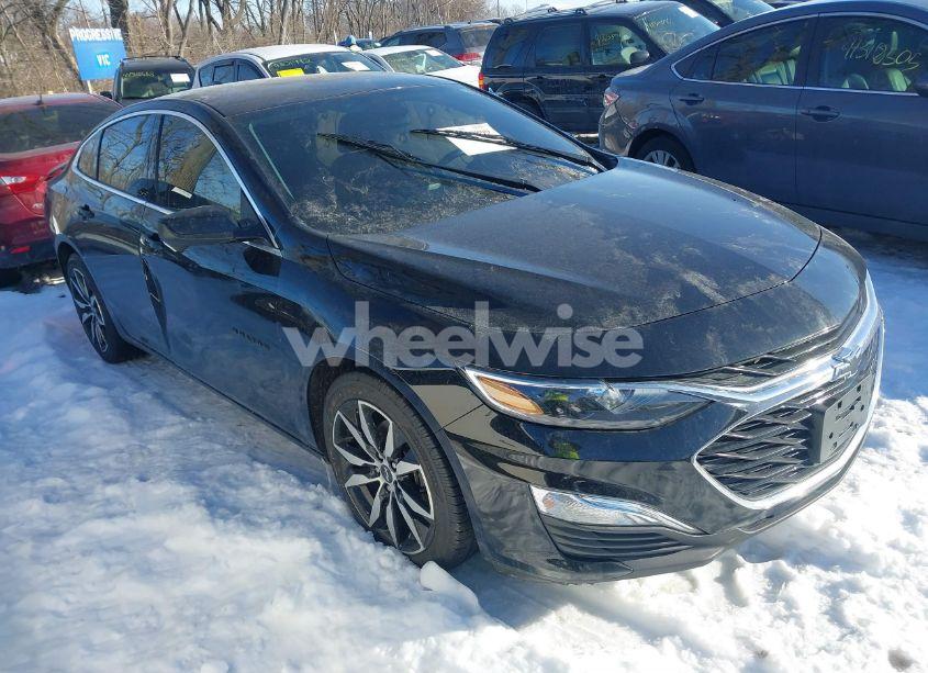 2021 Chevrolet Malibu (VIN 1G1ZG5ST2MF015392) main photo