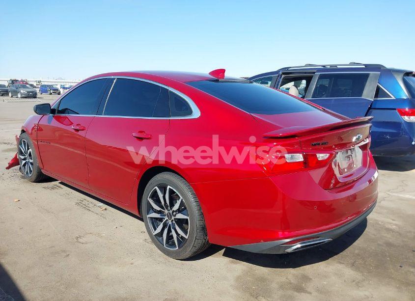 Photo 3 of 2021 Chevrolet Malibu FWD RS (VIN 1G1ZG5ST2MF087421)