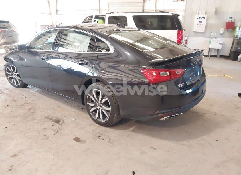 Photo 3 of 2022 Chevrolet Malibu FWD RS (VIN 1G1ZG5ST2NF143102)