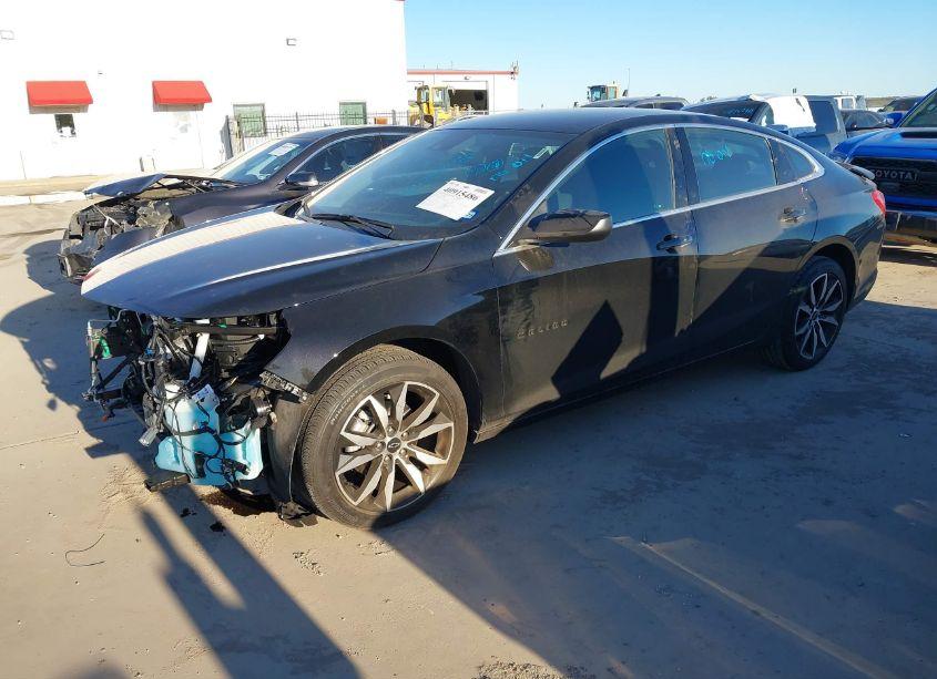 Photo 2 of 2024 Chevrolet Malibu FWD RS (VIN 1G1ZG5ST2RF128766)