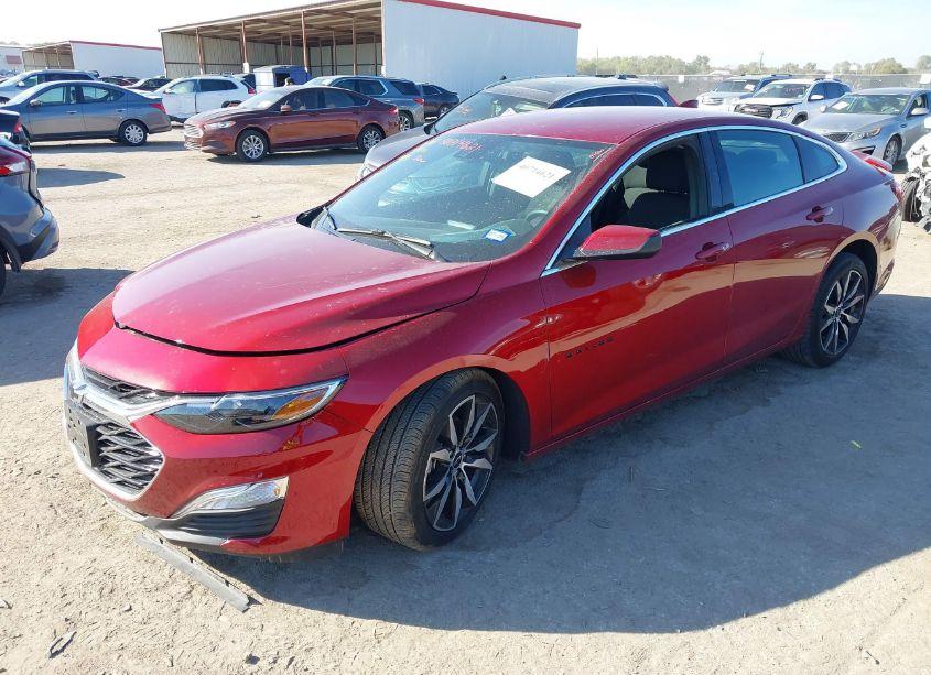 Photo 2 of 2024 Chevrolet Malibu FWD RS (VIN 1G1ZG5ST2RF236093)