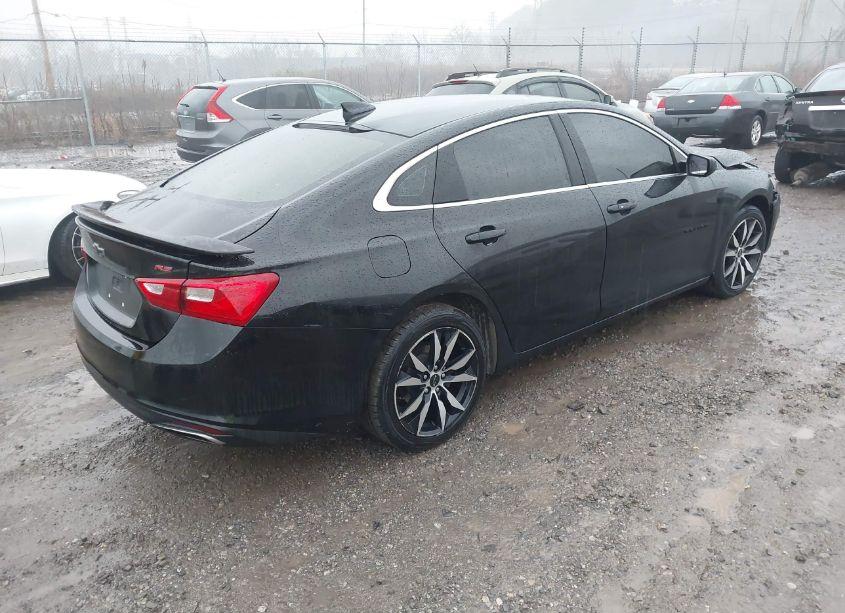 Photo 4 of 2020 Chevrolet Malibu FWD RS (VIN 1G1ZG5ST3LF098295)