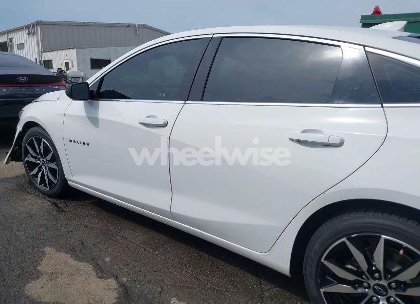 Photo 14 of 2020 Chevrolet Malibu FWD RS (VIN 1G1ZG5ST3LF114981)