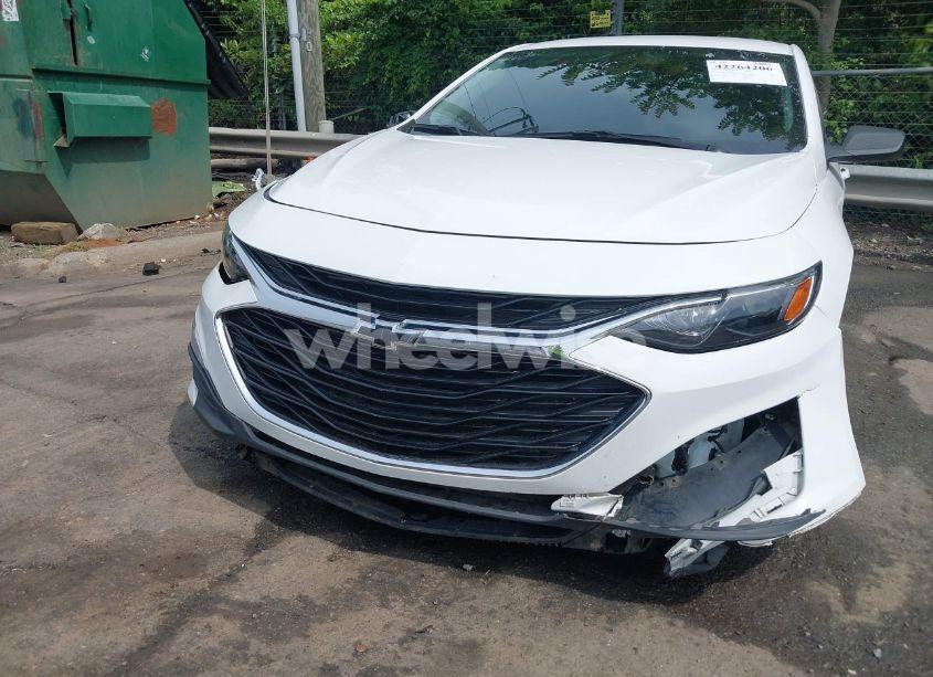 Photo 6 of 2020 Chevrolet Malibu FWD RS (VIN 1G1ZG5ST3LF114981)