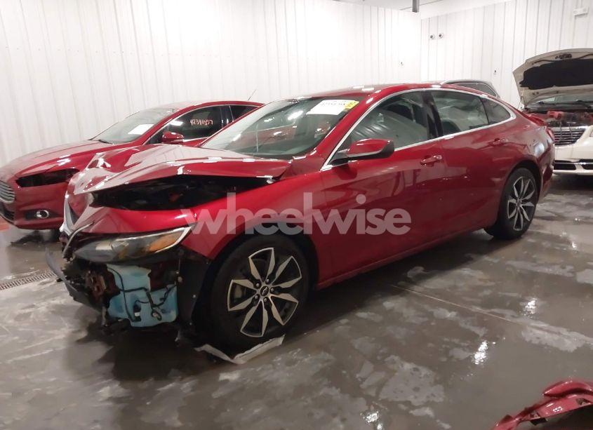 Photo 2 of 2021 Chevrolet Malibu RS (VIN 1G1ZG5ST3MF009908)