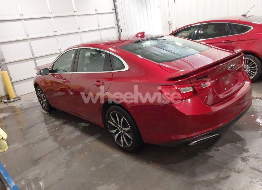 Photo 3 of 2021 Chevrolet Malibu RS (VIN 1G1ZG5ST3MF009908)