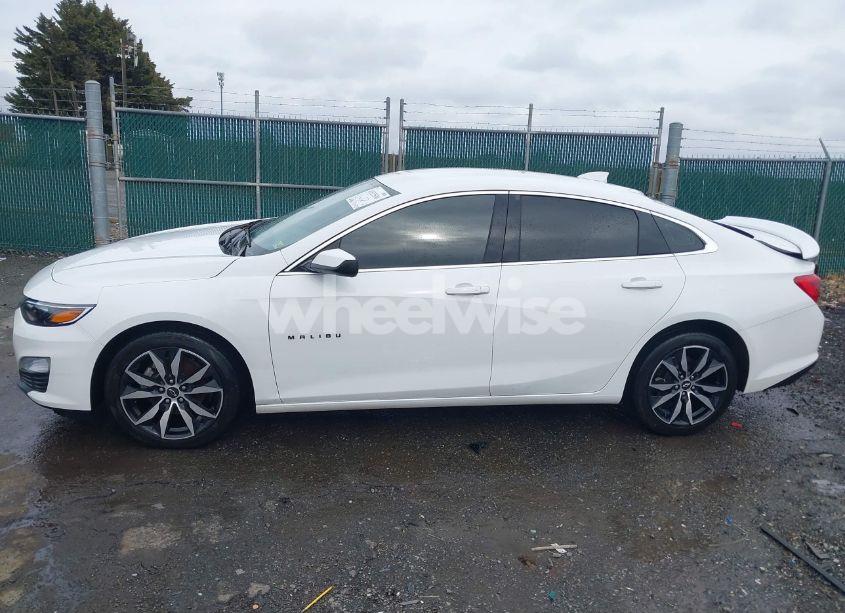 Photo 14 of 2021 Chevrolet Malibu FWD RS (VIN 1G1ZG5ST3MF030273)