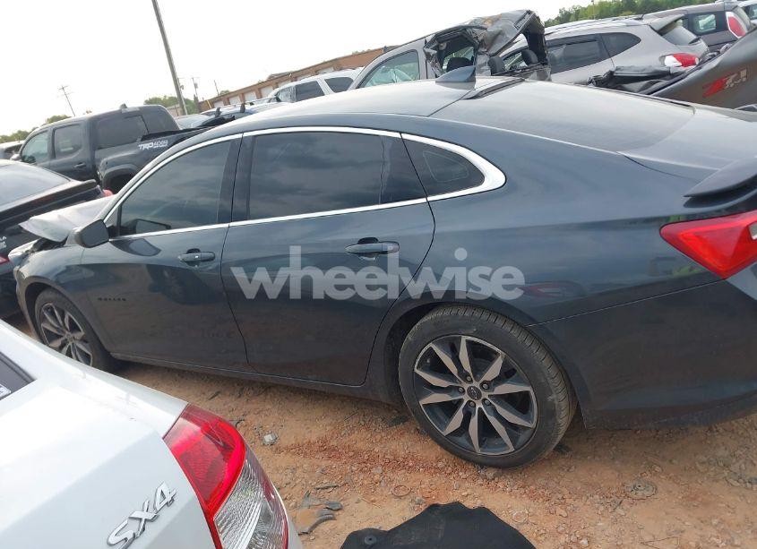 Photo 13 of 2021 Chevrolet Malibu FWD RS (VIN 1G1ZG5ST3MF039961)