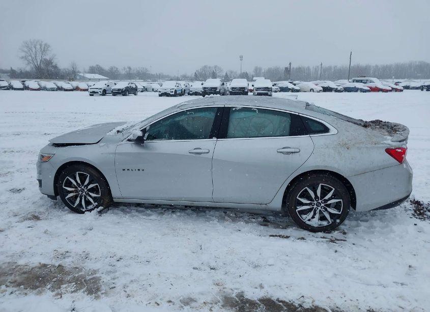 Photo 13 of 2022 Chevrolet Malibu FWD RS (VIN 1G1ZG5ST3NF176125)