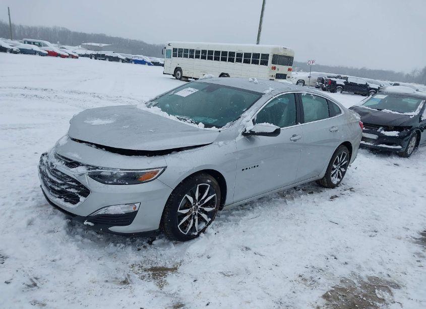 Photo 2 of 2022 Chevrolet Malibu FWD RS (VIN 1G1ZG5ST3NF176125)