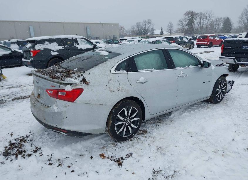 Photo 4 of 2022 Chevrolet Malibu FWD RS (VIN 1G1ZG5ST3NF176125)