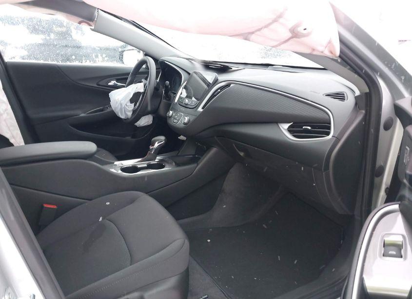 Photo 5 of 2022 Chevrolet Malibu FWD RS (VIN 1G1ZG5ST3NF176125)