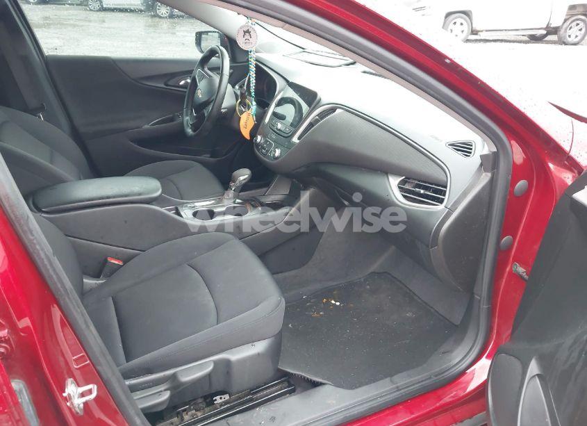 Photo 5 of 2023 Chevrolet Malibu FWD RS (VIN 1G1ZG5ST3PF143399)