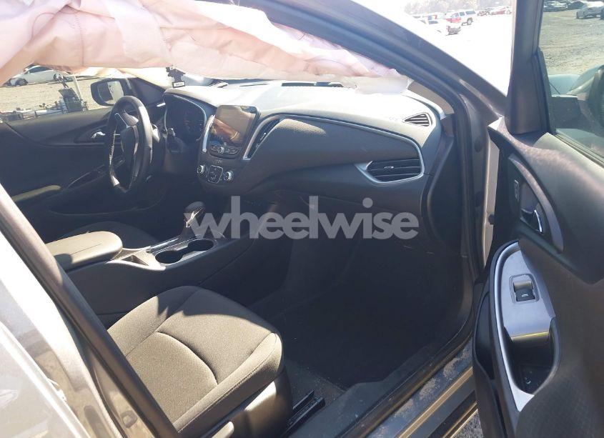 Photo 5 of 2023 Chevrolet Malibu FWD RS (VIN 1G1ZG5ST3PF179884)