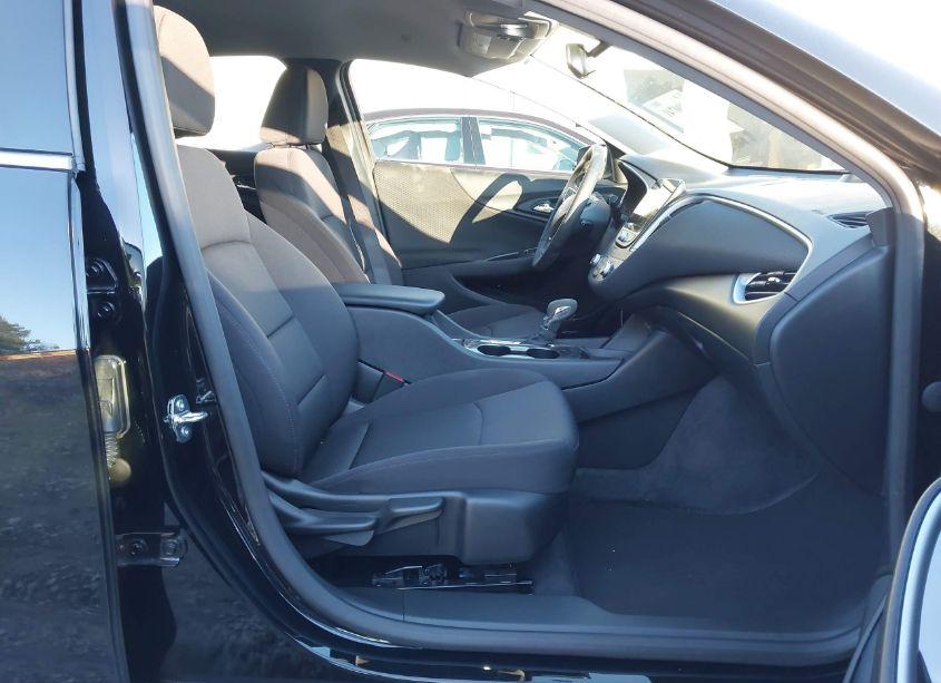 Photo 5 of 2023 Chevrolet Malibu FWD RS (VIN 1G1ZG5ST3PF237864)