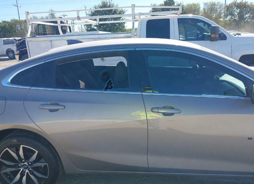 Photo 14 of 2024 Chevrolet Malibu FWD RS (VIN 1G1ZG5ST3RF189804)