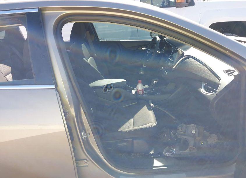 Photo 5 of 2024 Chevrolet Malibu FWD RS (VIN 1G1ZG5ST3RF189804)