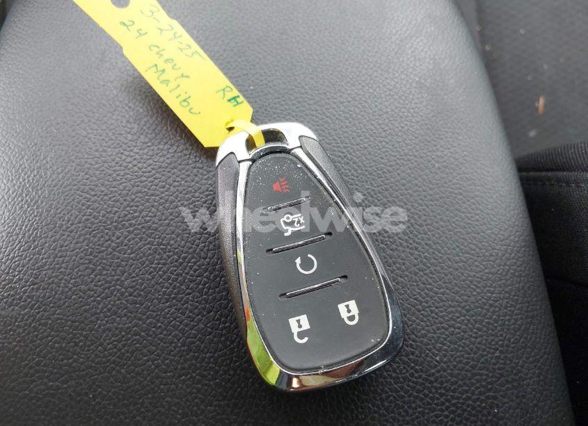 Photo 11 of 2024 Chevrolet Malibu FWD RS (VIN 1G1ZG5ST3RF246955)