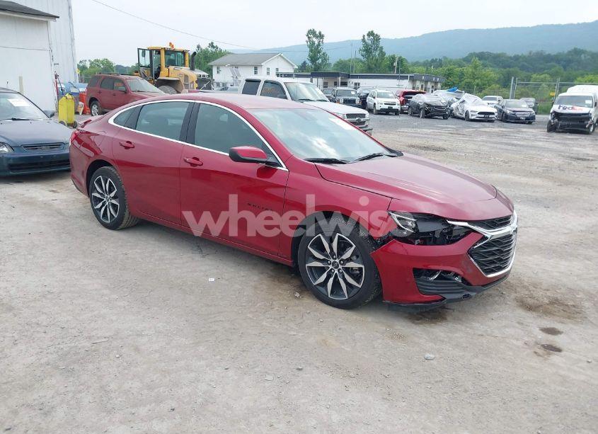 2025 Chevrolet Malibu FWD RS (VIN 1G1ZG5ST3SF140950) main photo