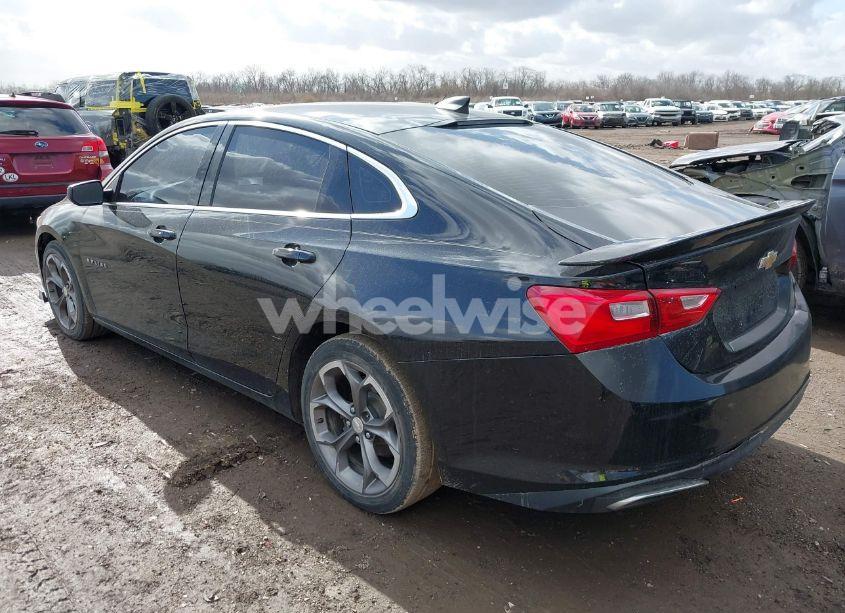 Photo 3 of 2019 Chevrolet Malibu RS (VIN 1G1ZG5ST4KF202503)