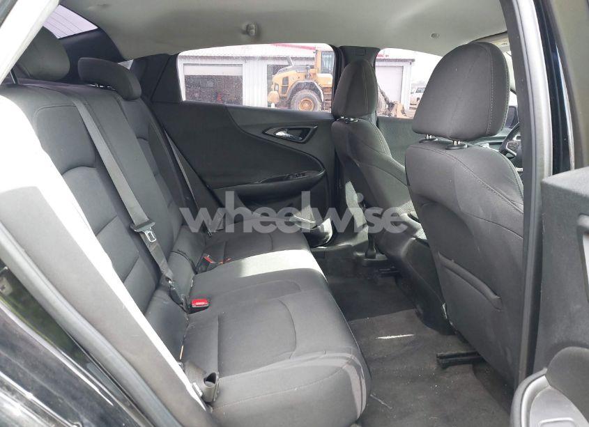 Photo 8 of 2019 Chevrolet Malibu RS (VIN 1G1ZG5ST4KF202503)