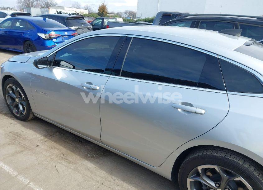 Photo 14 of 2019 Chevrolet Malibu RS (VIN 1G1ZG5ST4KF207555)