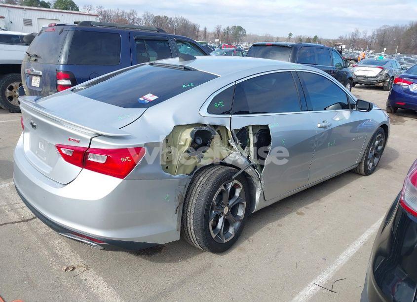 Photo 4 of 2019 Chevrolet Malibu RS (VIN 1G1ZG5ST4KF207555)