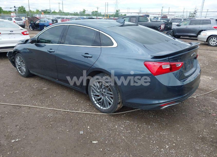 Photo 3 of 2020 Chevrolet Malibu FWD RS (VIN 1G1ZG5ST4LF121213)