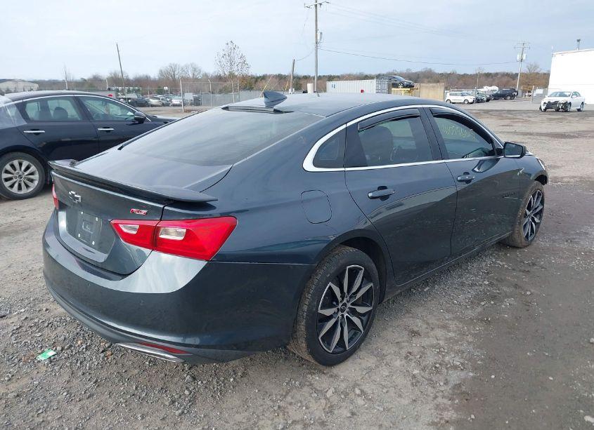 Photo 4 of 2021 Chevrolet Malibu FWD RS (VIN 1G1ZG5ST4MF042013)