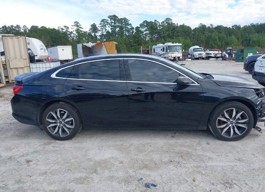 Photo 13 of 2023 Chevrolet Malibu FWD RS (VIN 1G1ZG5ST4PF150586)