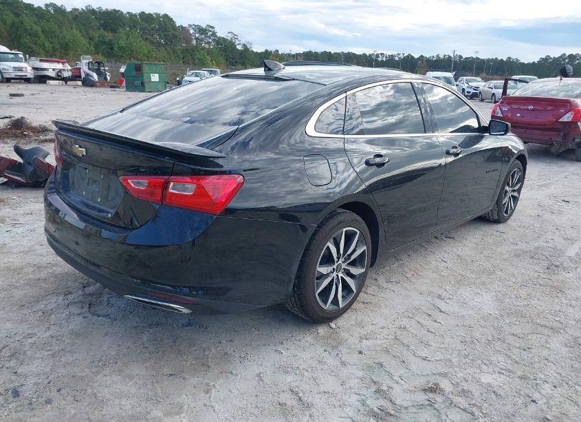 Photo 4 of 2023 Chevrolet Malibu FWD RS (VIN 1G1ZG5ST4PF150586)
