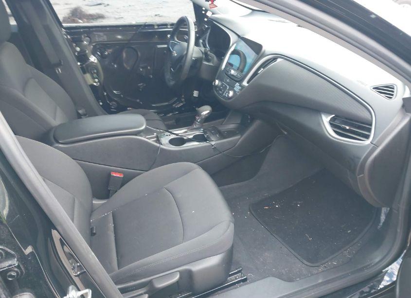 Photo 5 of 2023 Chevrolet Malibu FWD RS (VIN 1G1ZG5ST4PF150586)