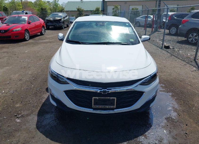 Photo 12 of 2024 Chevrolet Malibu FWD RS (VIN 1G1ZG5ST4RF137453)