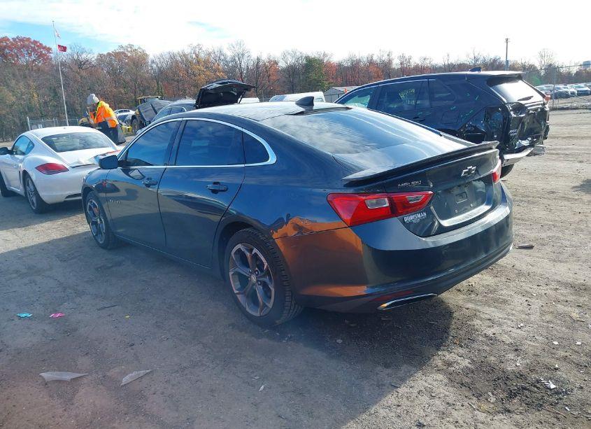 Photo 3 of 2019 Chevrolet Malibu RS (VIN 1G1ZG5ST5KF190975)