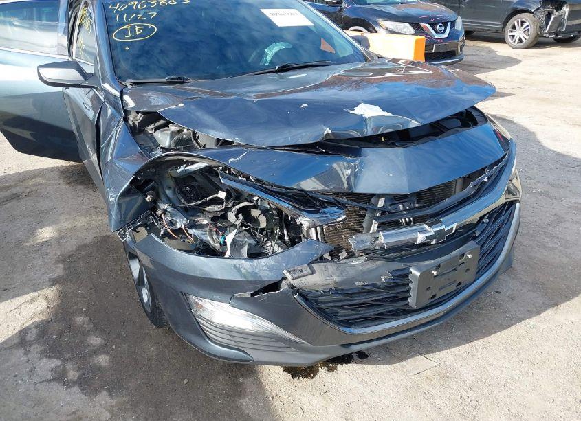 Photo 6 of 2019 Chevrolet Malibu RS (VIN 1G1ZG5ST5KF190975)