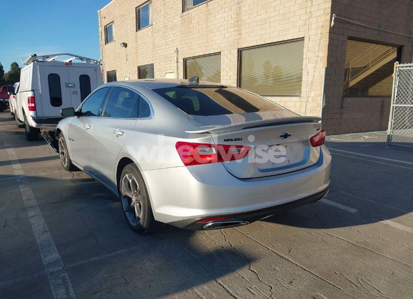Photo 3 of 2019 Chevrolet Malibu RS (VIN 1G1ZG5ST5KF218726)