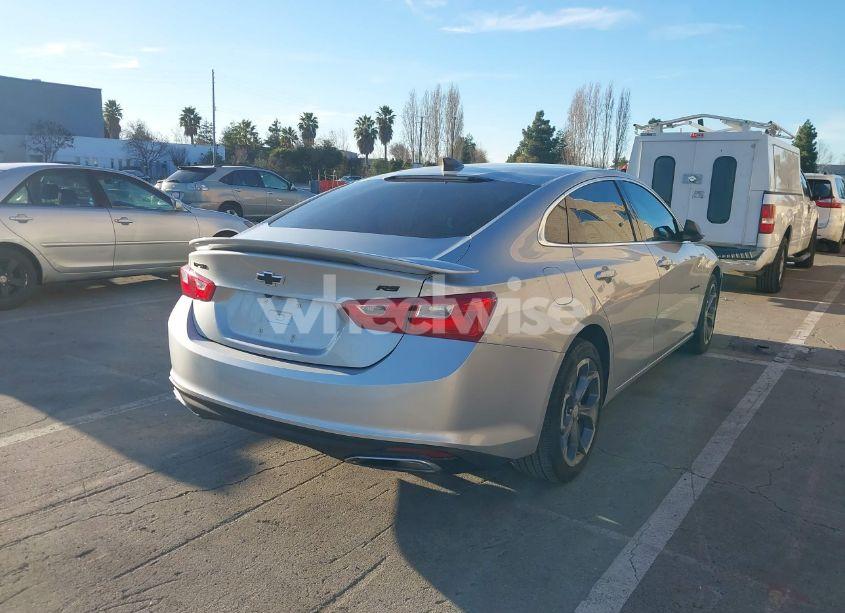 Photo 4 of 2019 Chevrolet Malibu RS (VIN 1G1ZG5ST5KF218726)